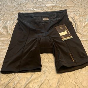 NWT Bontrager 6 panel padded cycling shorts, size 18/20